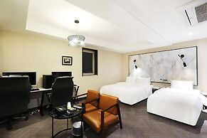 Mind Hotel