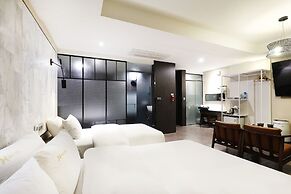 Mind Hotel