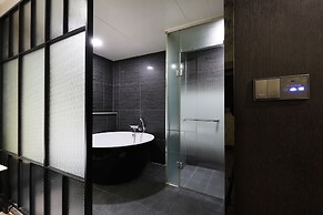 Mind Hotel