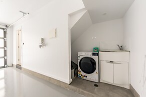 Sandcastle, 26a Winsor Street
