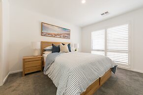Sandcastle, 26a Winsor Street