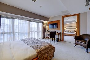 Days Hotel by Wyndham Istanbul Maltepe