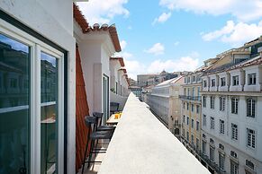 Prime Location Luxury Apartment