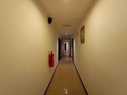Hotel O Grand Vista