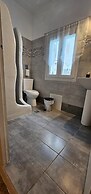 Room in Studio - Pleasure Studios1 Person 3