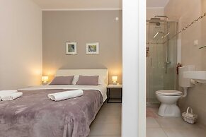 Rooms Batina