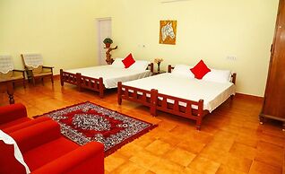 Deluxe Twin Room In British Bungalow