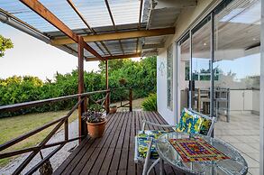 302 On Old Seaview Road - Stargazer Cottage