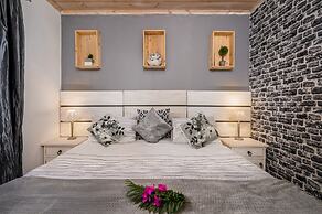 302 On Old Seaview Road - Stargazer Cottage