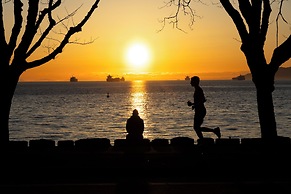 Revival English Bay, Vancouver