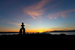 Revival English Bay, Vancouver