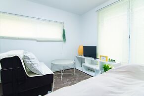 Base Hanegi Apartment