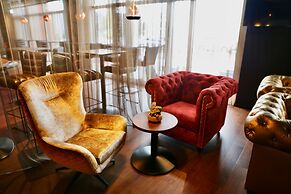 The Rhin Hotel