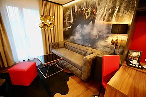 The Rhin Hotel