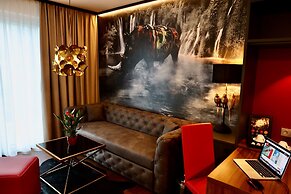 The Rhin Hotel