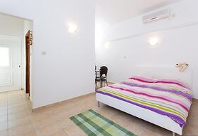 Apartments Tomy & Domy