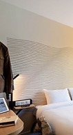 B&B HOTEL Nice Aéroport