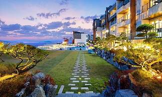 Elijah Resort