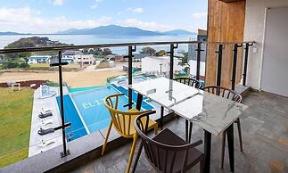 Elijah Resort