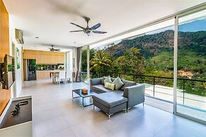 Luxury 2Bedroom Tropical Apartment
