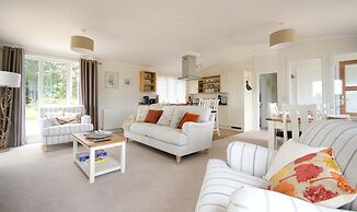Hollicarrs - Woodland Lodge