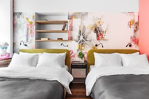 Z17 Apartments