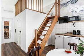 Z17 Apartments