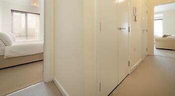 Open plan 2 Bedroom Apartment