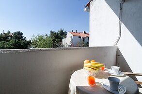 Apartment Amela