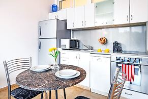 MAMAD - Deluxe 2BD Jaffa Dreams W Pool & Parking
