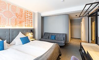 YORS Boutique Hotel