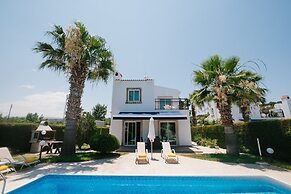 Cleopatra Villa