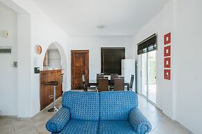 Cleopatra Villa