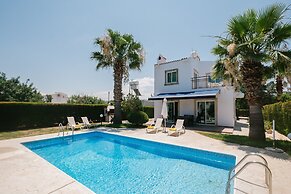 Cleopatra Villa
