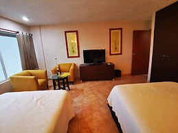 Brisas Beachfront Studios In Hotel Zone