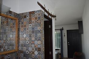 Brisas Beachfront Studios In Hotel Zone