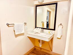 University Inn of Carbondale by Hotel O