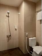 Front One Budget Malang