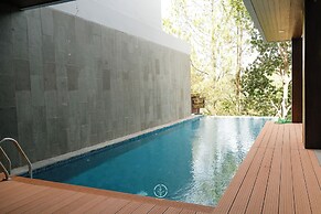 Asmaya 7BR Villa private heated pool and billiard