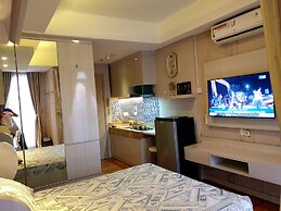 Clean & Compact Room at Elpis sun rise view