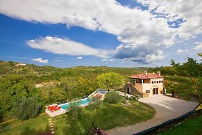 Villa Momiano