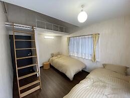 Amour Kobe East