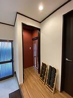 Amour Kobe East
