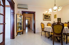 Apartment Paco