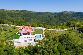 Villa Cali