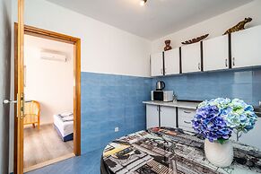 Apartment & Rooms Alan