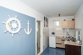 Apartment & Rooms Alan