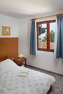 Daila Apartments