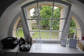 Old Bank Rooms