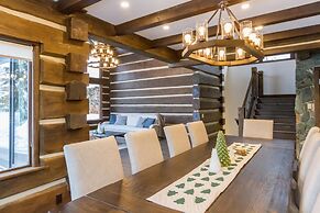 3354 Peak Drive